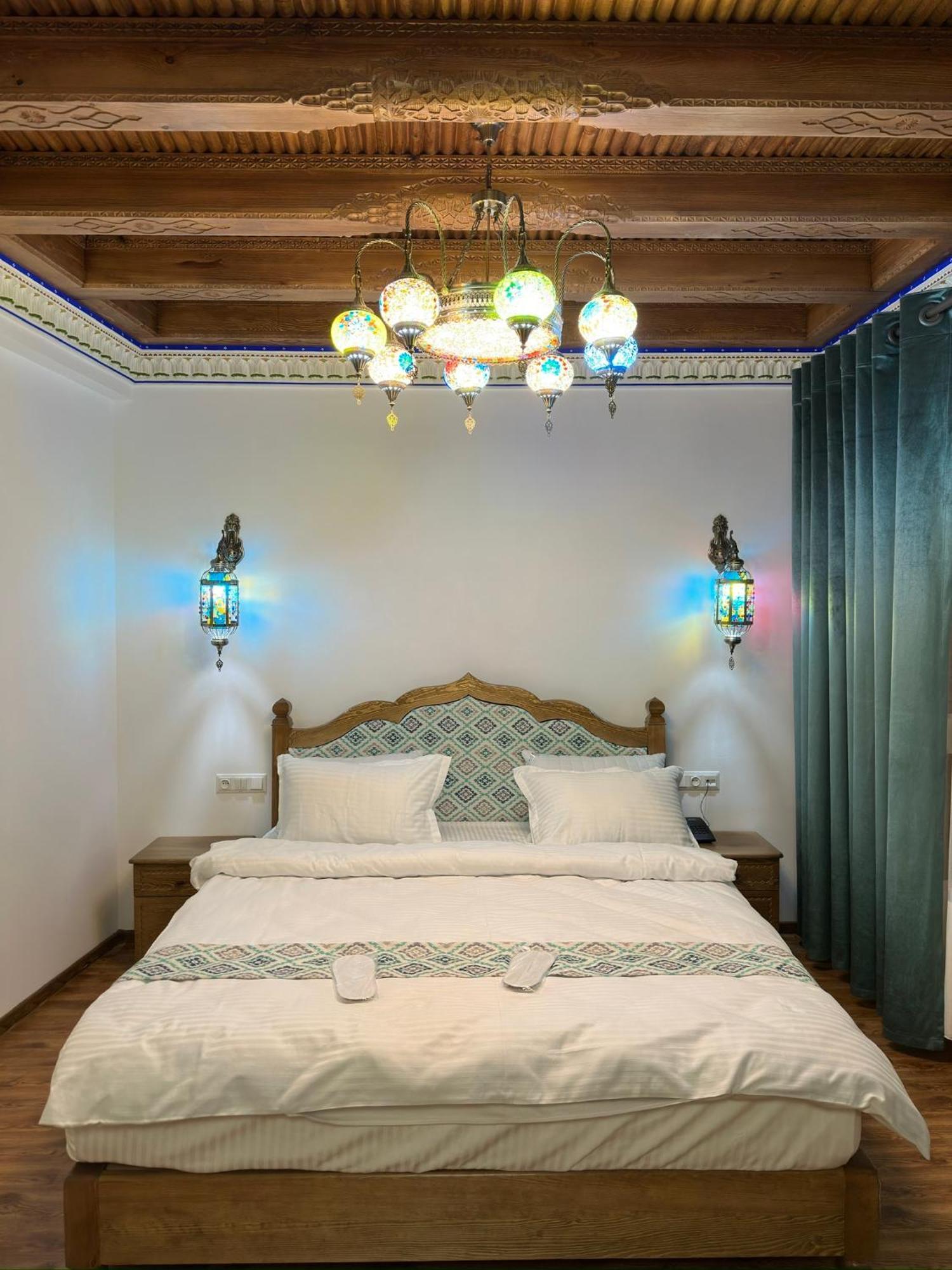 Istat Boutique Hotel Bukhara Bagian luar foto
