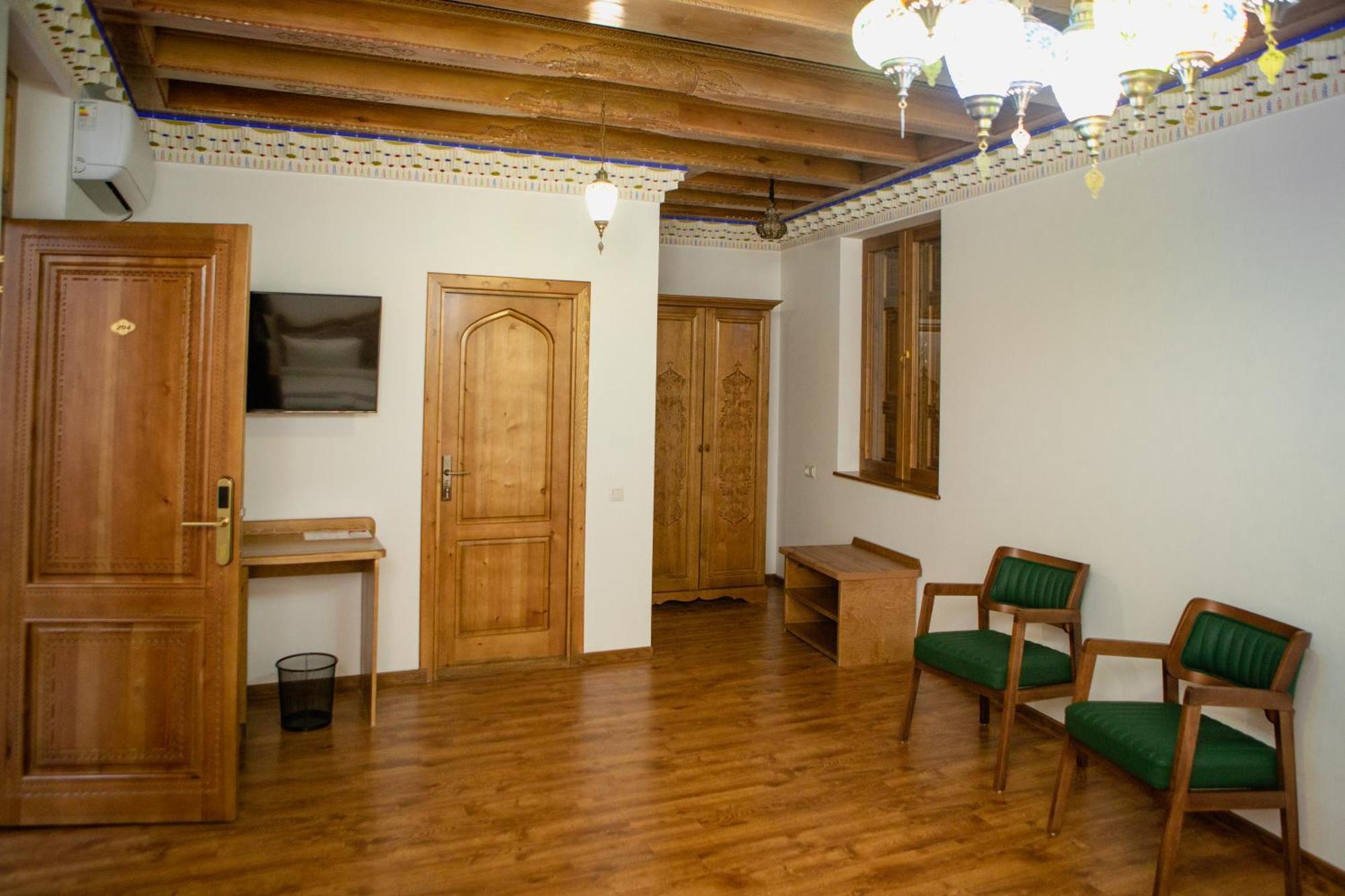 Istat Boutique Hotel Bukhara Bagian luar foto