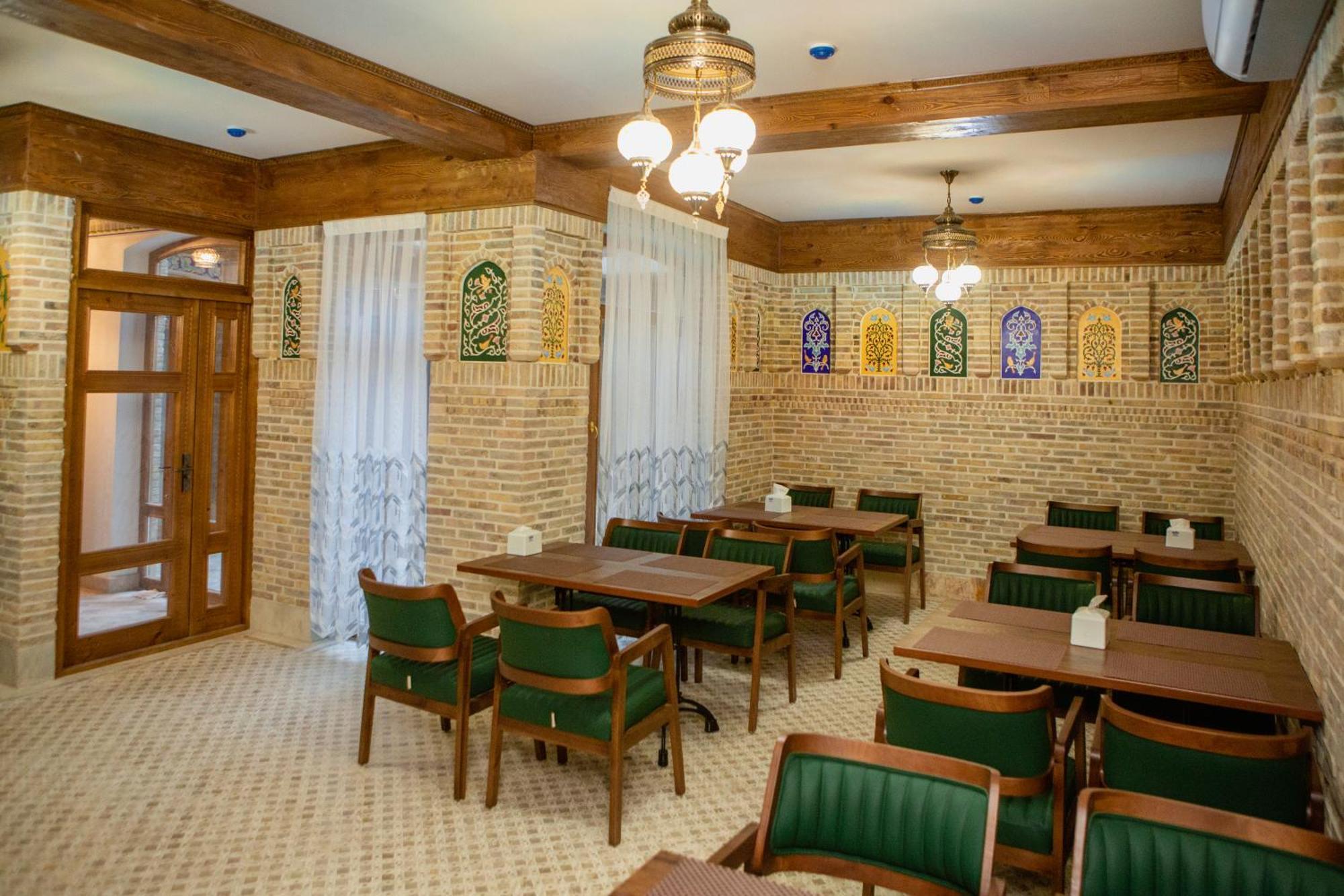 Istat Boutique Hotel Bukhara Bagian luar foto