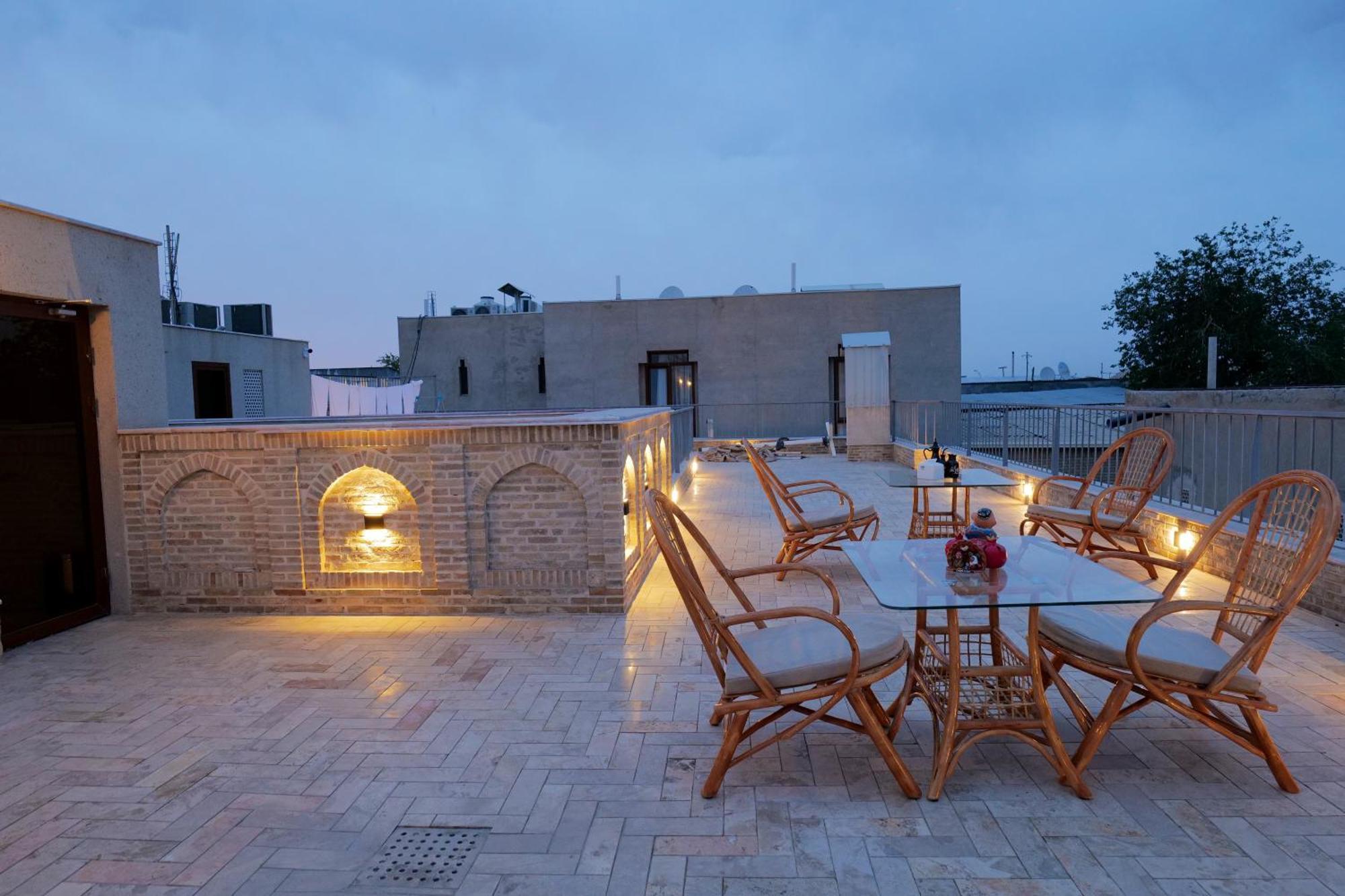 Istat Boutique Hotel Bukhara Bagian luar foto